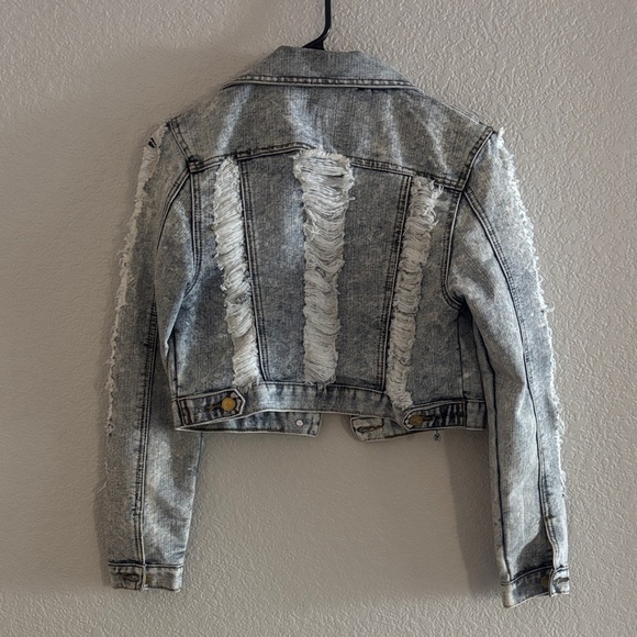 Paparazzi jeans Distressed Denim Jacket - Picture 4 of 7